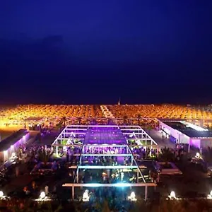 https://atene-albergo-riccione.riccione-hotels.org